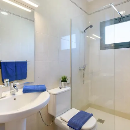 Vista De La Montana * Playa Blanca (Lanzarote)