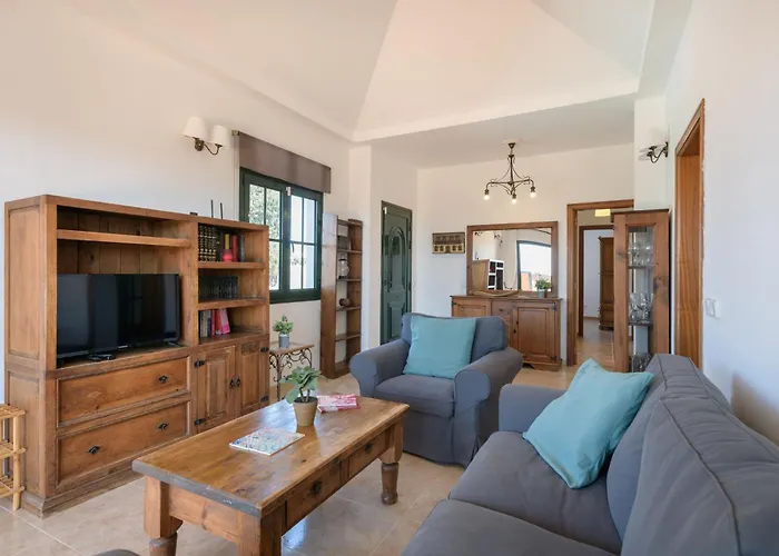 Vista De La Montana بلايا بلانكا